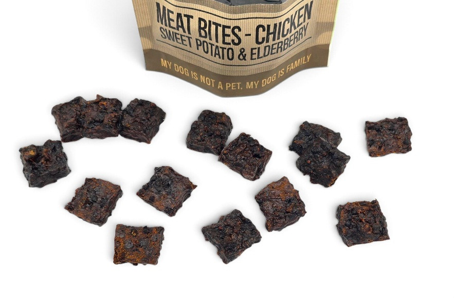 CP snack - Meat BITES Chicken, Sweet Potato & Elderberry CP snack - Meat BITES Chicken, Sweet Potato & Elderberry